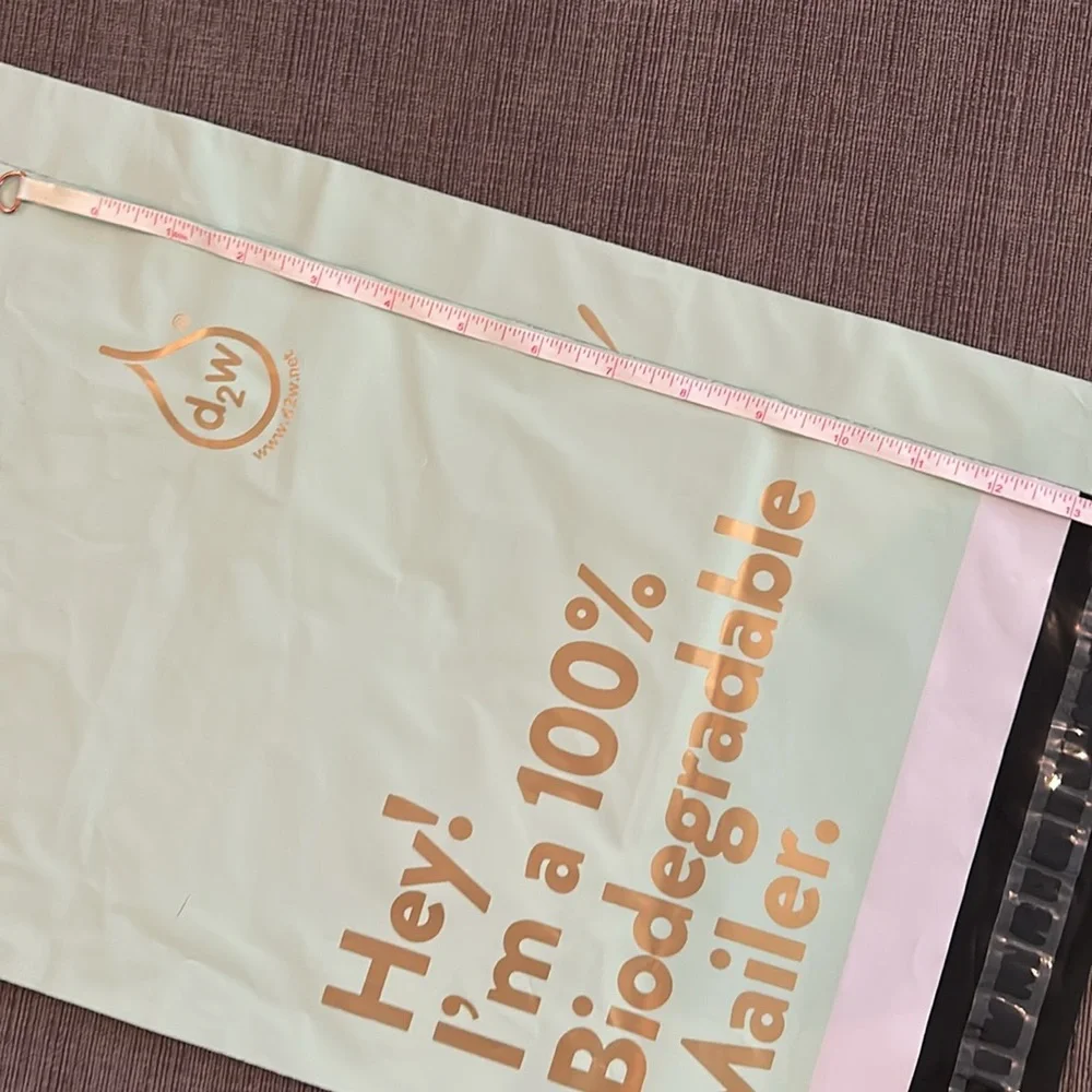 Shipping Bundle (2) 10“x13“ biodegradable Mailers, (30) 1“ thank you stickers